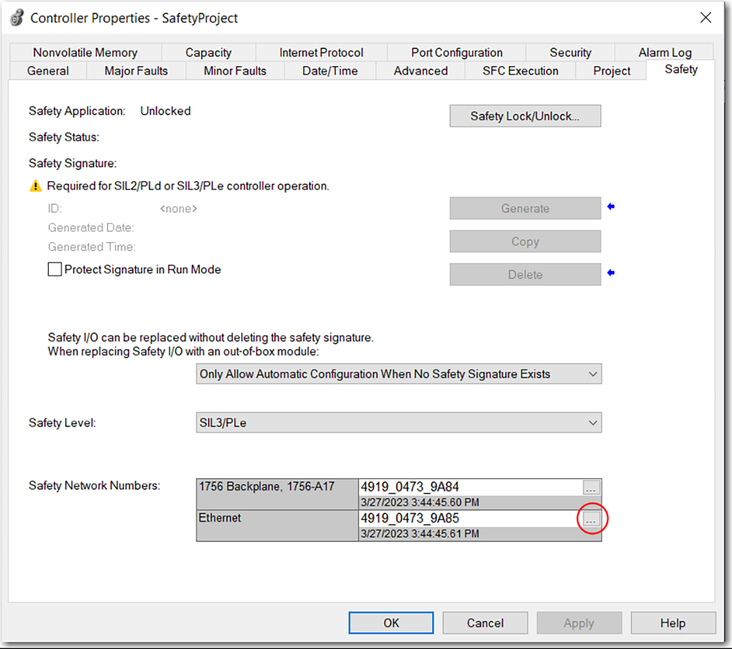下图显示了 Logix Designer 中 GuardLogix 5580 Properties 对话框上单击 SNN 省略号按钮的位置。