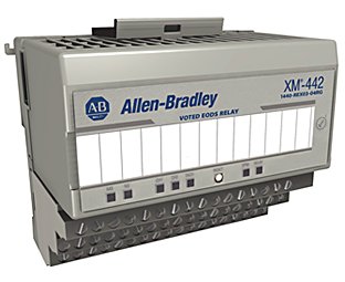 稍微朝向右侧的灰色测量模块，左上角带有蓝色 Allen-Bradley 徽标，稍微能看到模块顶部